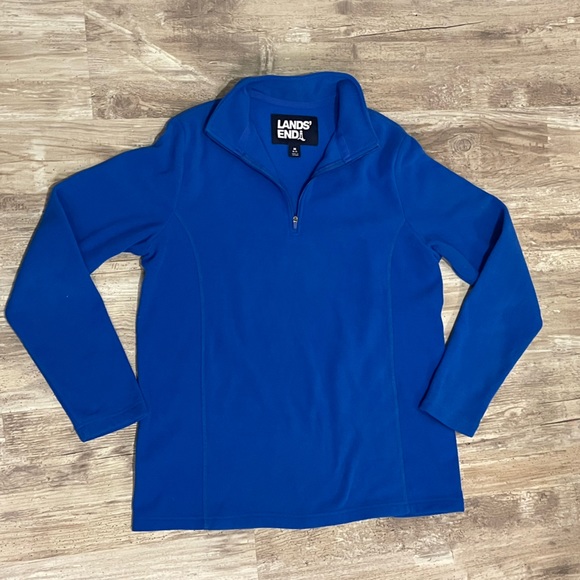 Size M LANDS END Pullover - NWOT - Picture 1 of 3